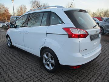 Ford Grand C-Max Titanium 7 Sitzer + Winterp.+ AHK