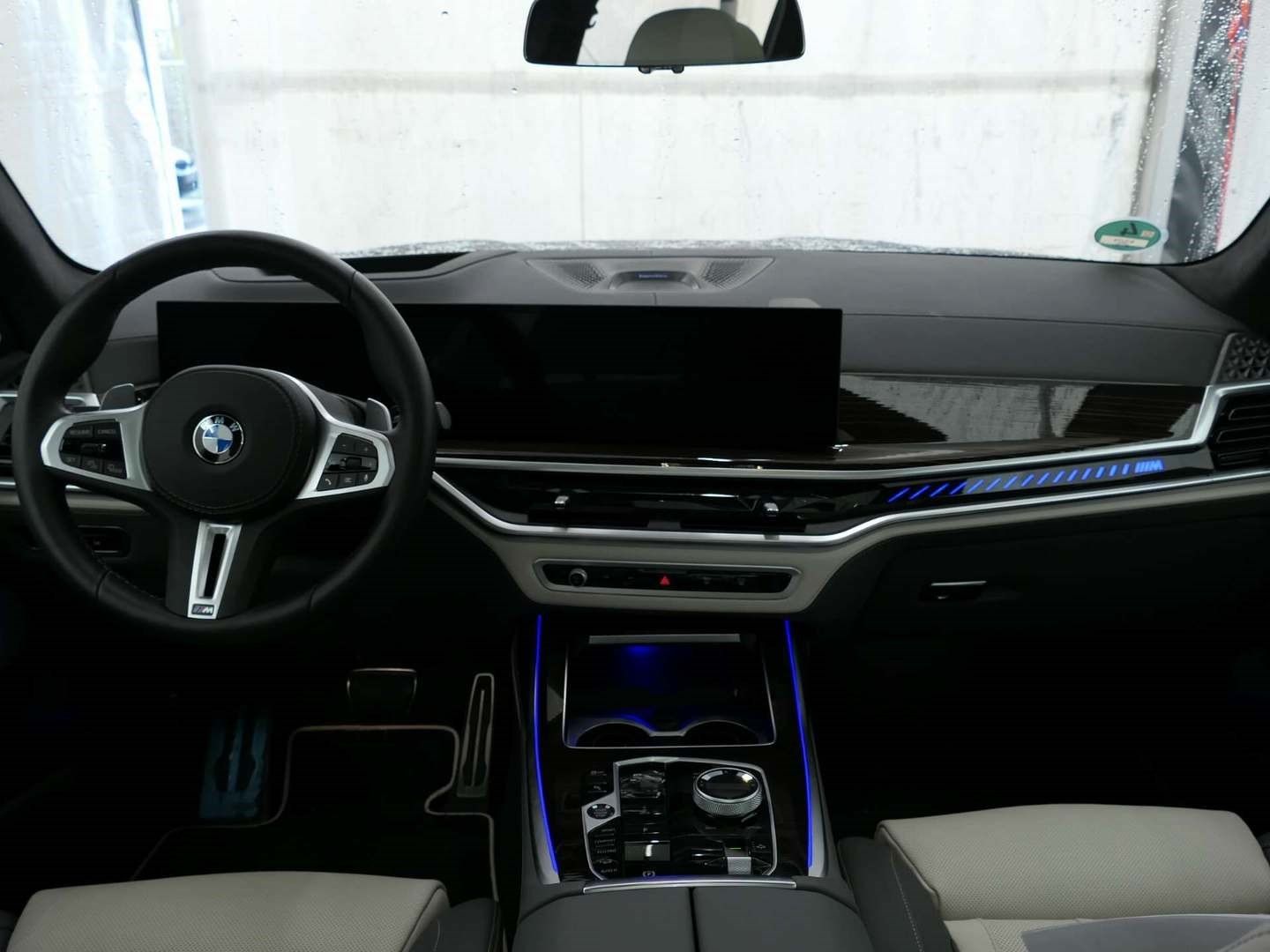 BMW X7 M60 - Bild 6