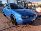 Volkswagen Golf IV 1.6 SR Automatik  - Volkswagen Golf aus 2001: Iv