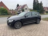 Audi Q5 2.0 TFSI 230PS quattro Schaltgetriebe *Xenon* - Audi Q5 Gebrauchtwagen in Hamburg