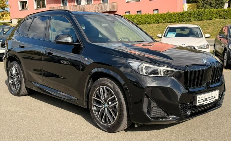 BMW X1 xDrive23d M Sport ADAPLED AHK PARKINGASS foto 3