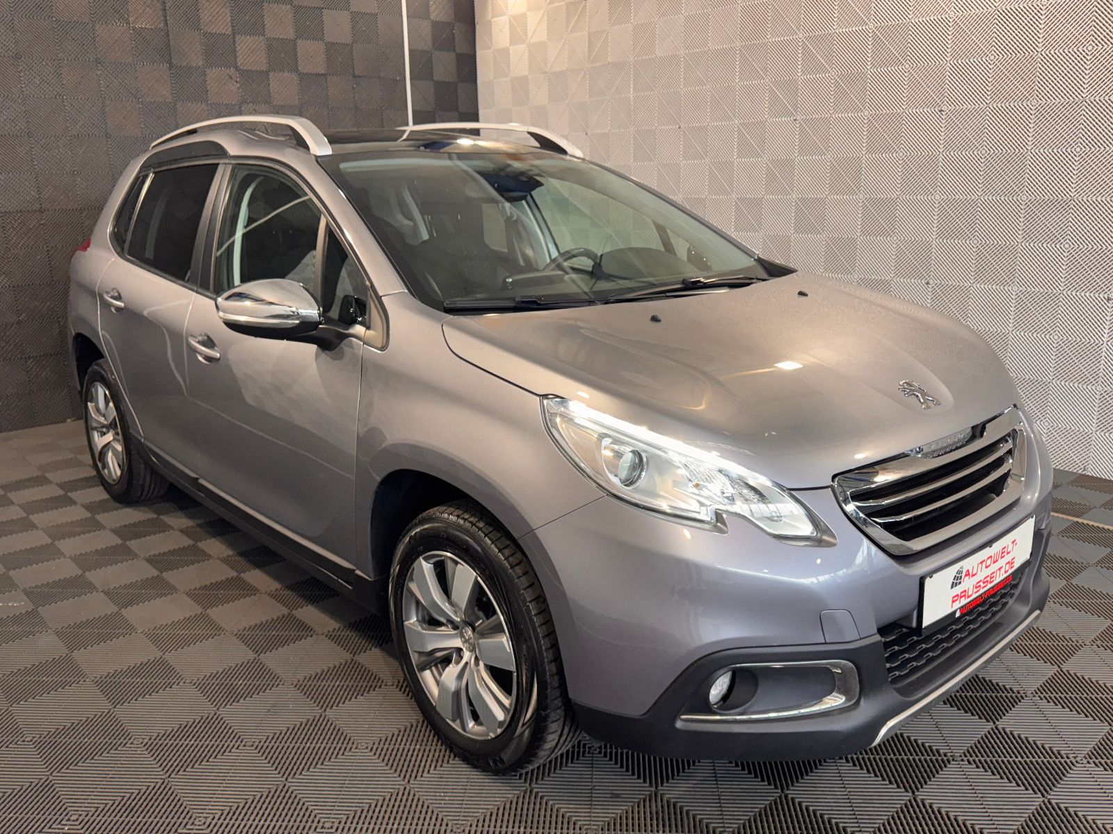 Gebrauchtwagen Peugeot 2008 2008*STYLE*PANO-TEMPO-SHZ-LED-KLIMA-PDC.H-TOUCH in Horb am Neckar