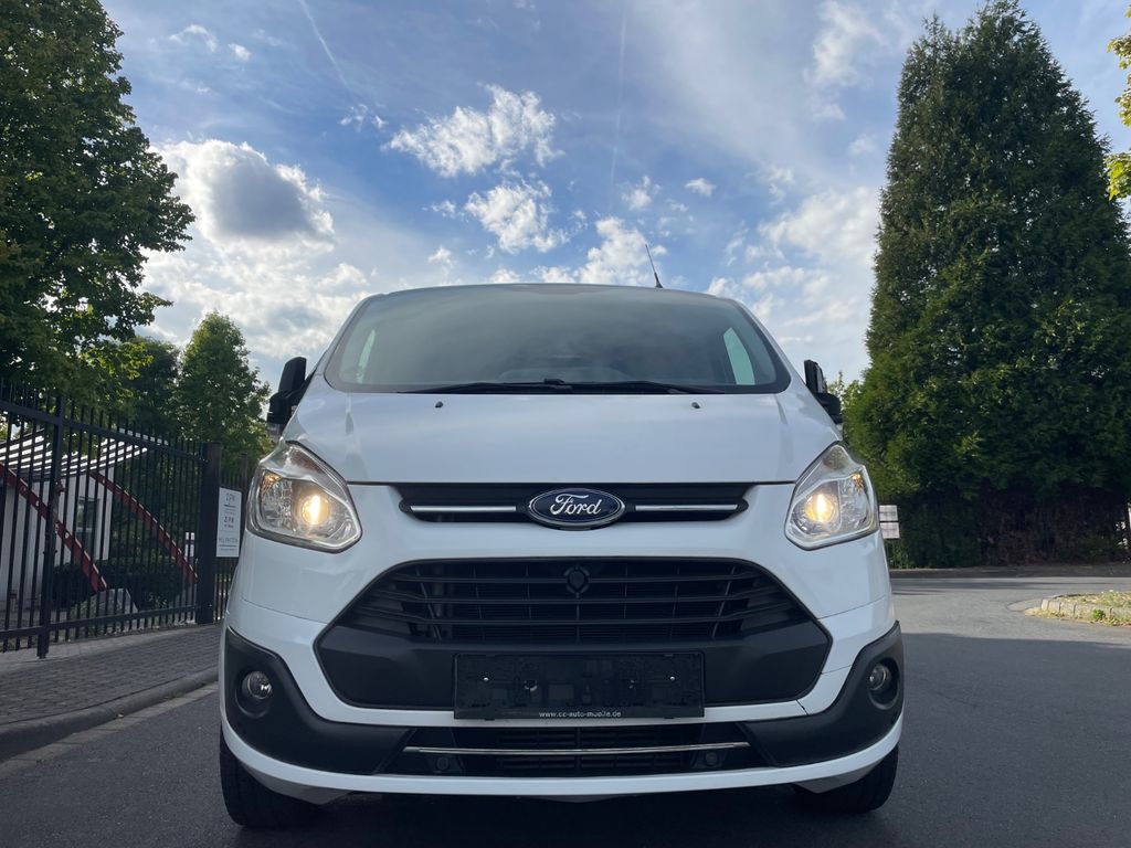 Image of Ford Transit Custom