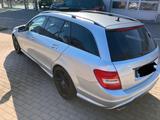 Mercedes-Benz C 250 CDI  T AMG Sportpaket Autom. AVANTGARDE - Mercedes-Benz C 250: Sport