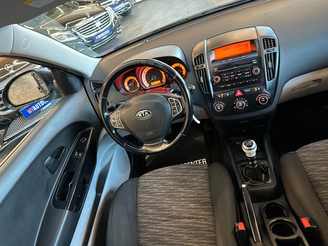 MYAUTOCENTER – Gebraucht- und Jahreswagen mit Werkstattservice in Pfaffenhofen Kia cee´d Sportswagon Vision*2. Hand*Klima*AHK*SHZ*