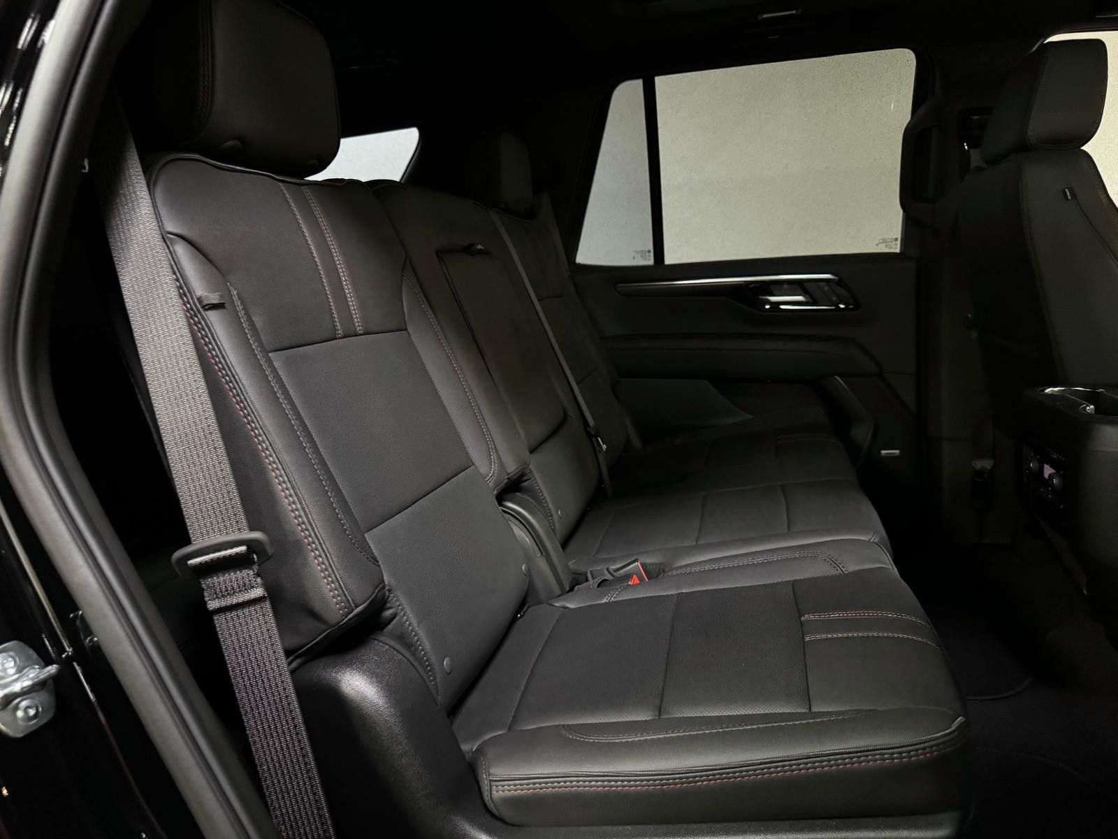 Fahrzeugabbildung Chevrolet 2026 TAHOE 6.2 ECOTEC RST 4x4-22"-NAV