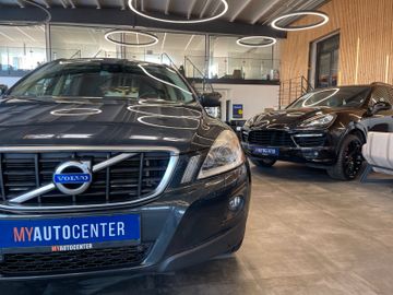 Volvo XC60 Momentum AWD *BI-XENON*PANO*NAVI*PDC*AHK*