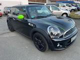 MINI One D,LEDER,NAVI,PDC,BI XENON,STEUERKETTE NEU - mit Diesel-Antrieb: Kleinwagen, Steuer