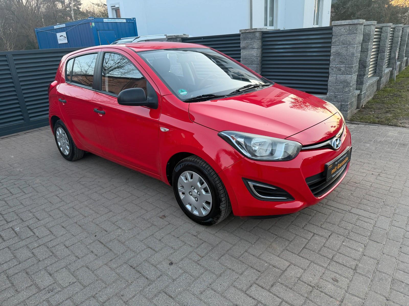 Hyundai i20 5 Star Edition 1 HAND! TÜV NEU! RENTNERFAHRZ