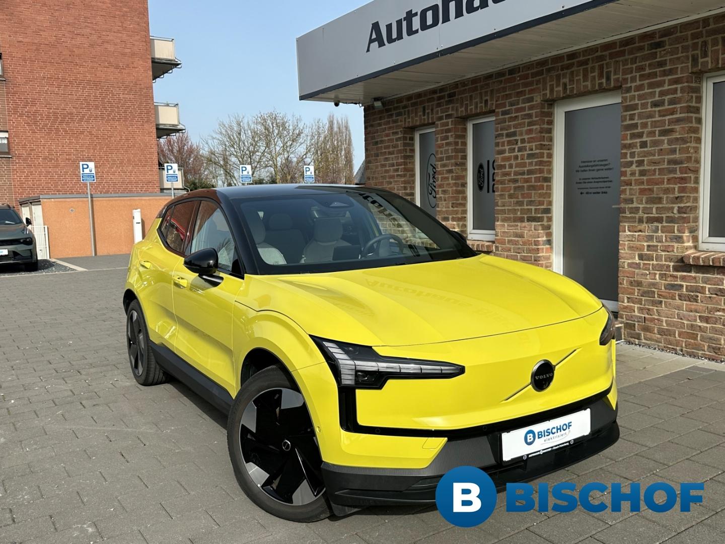 Volvo EX30 Ultra Single Motor 2WD Pure Electric StandH