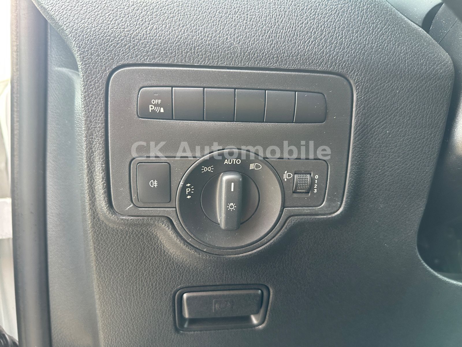 Fahrzeugabbildung Mercedes-Benz Vito Kasten 116 CDI RWD lang Autom./Klima/PDC