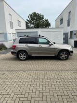 Mercedes-Benz Mercedes GLK 320 Super Zustand - Mercedes-Benz GLK-Klasse Gebrauchtwagen in Köln