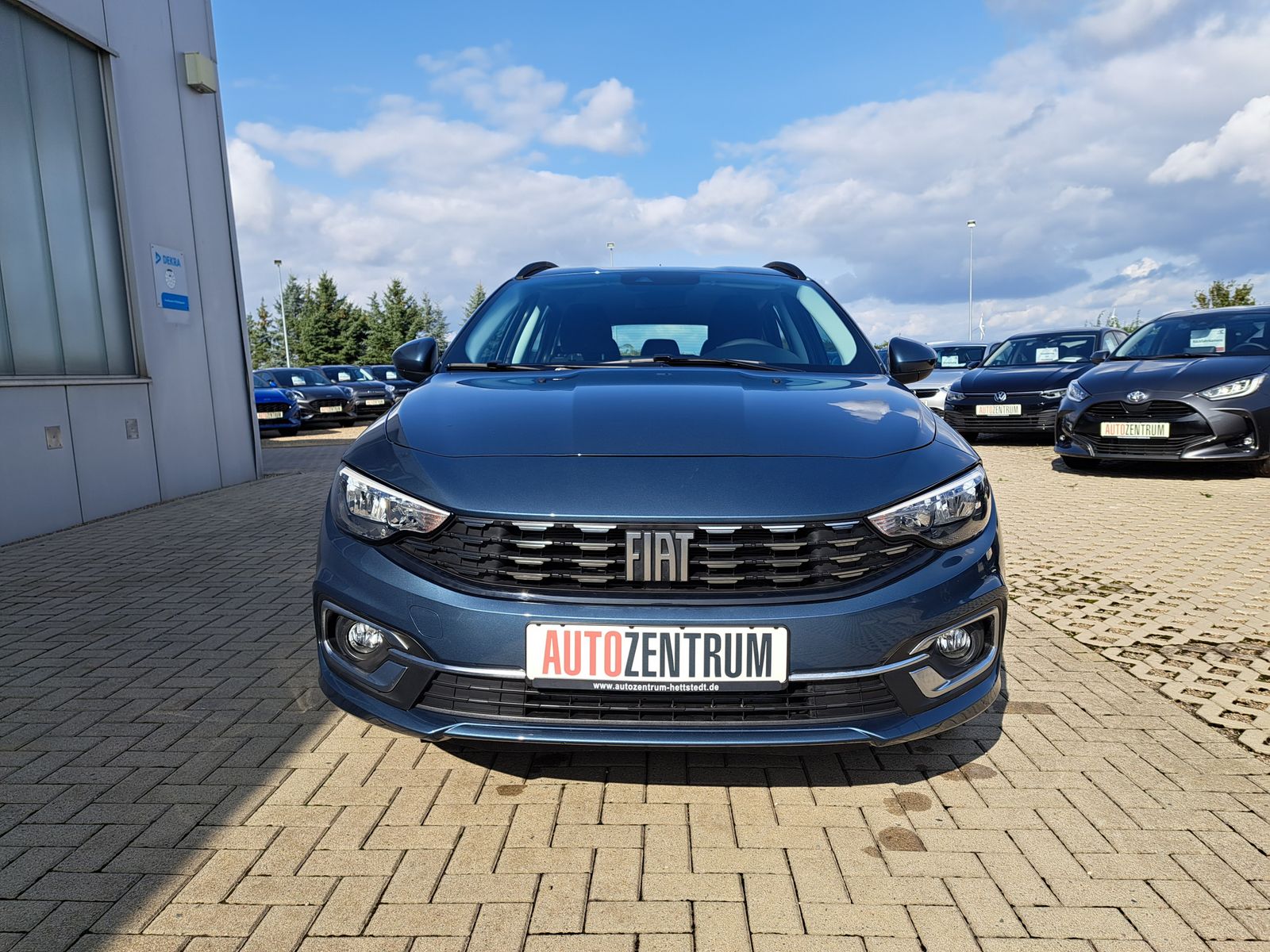 Fahrzeugabbildung Fiat Tipo Kombi 1.0 City Life KAMERA APPLE/Android
