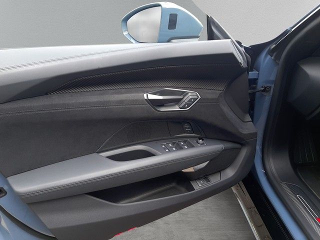Fahrzeugabbildung Audi RS e-tron GT Pano Laser StdHz HeadUp 21" Massage