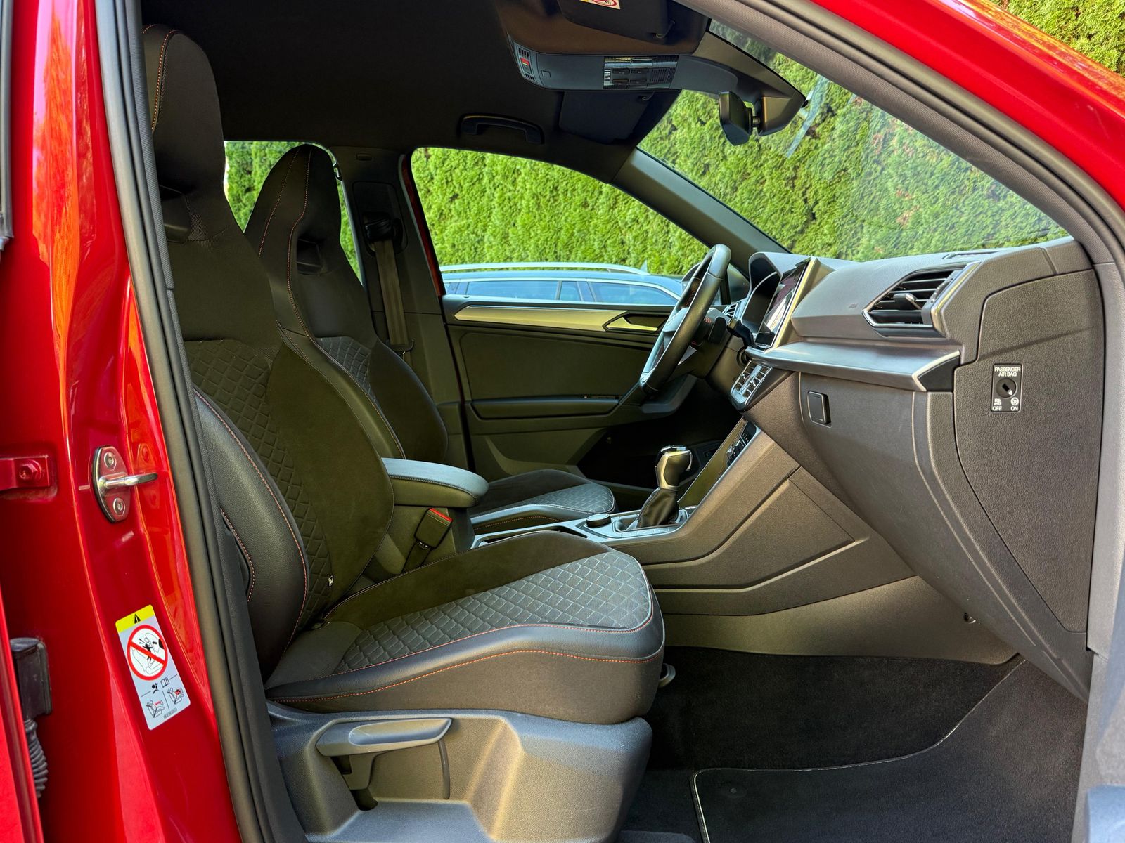 Fahrzeugabbildung SEAT Tarraco 2.0TDI DSG FR LED+NAV+ACC+CARPl+SHZ+MEMO