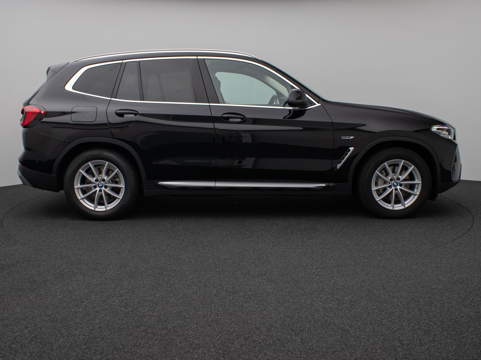 Fahrzeugabbildung BMW X3 xD30e DAB HiFi Kamera Leder Sportstz 18Zoll