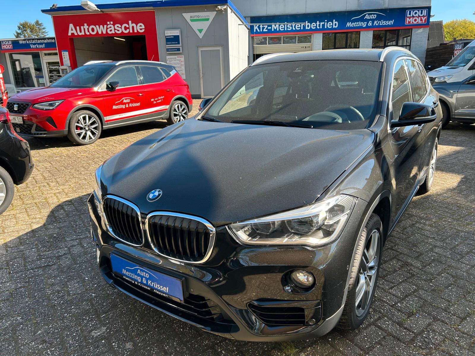 BMW X1 xDrive 20 d Sport Line 1 Hand AHK Topzustand!