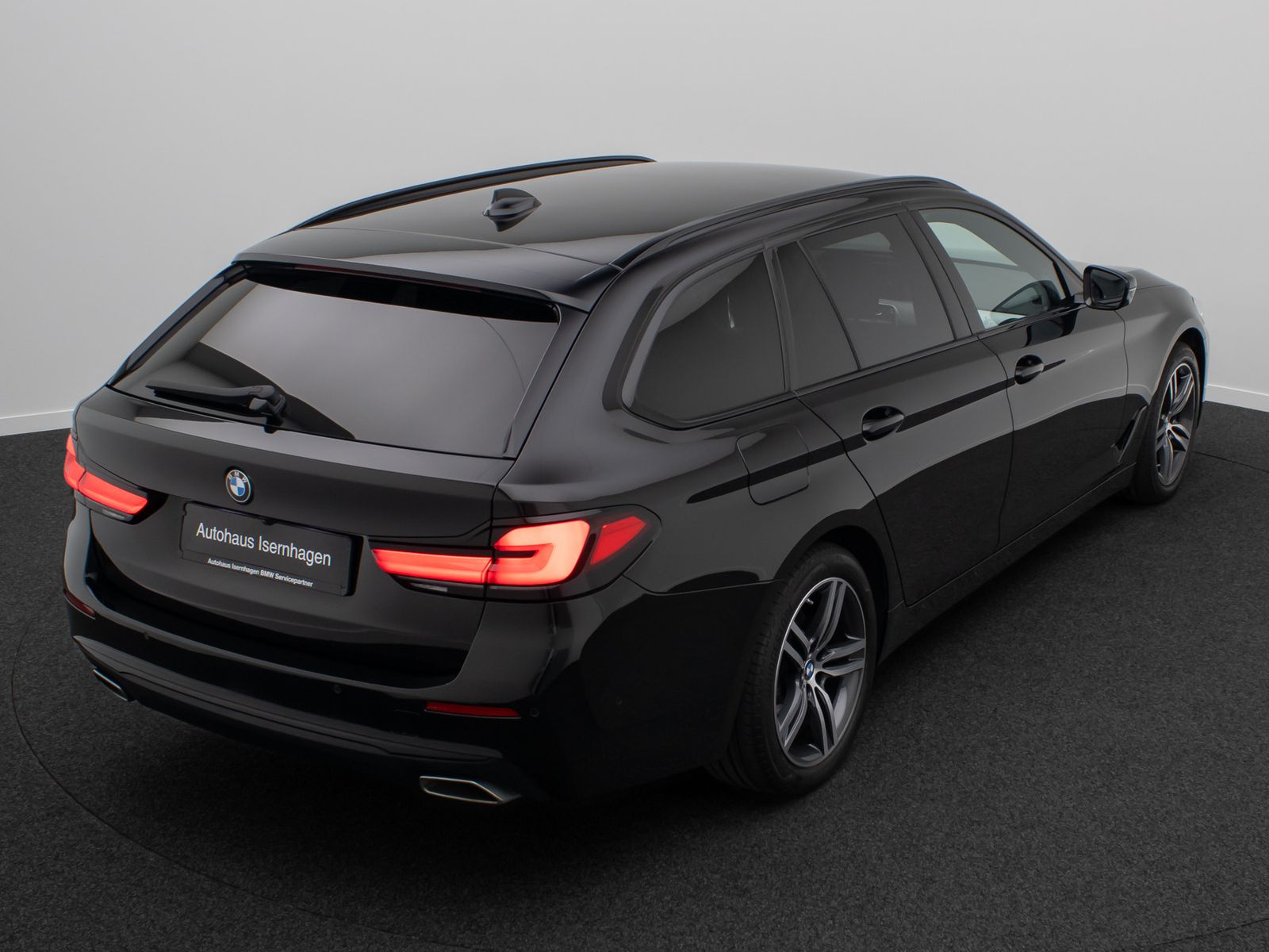 Fahrzeugabbildung BMW 520d Leder DAB Alarm H/K Kamera 4xKlima Sport