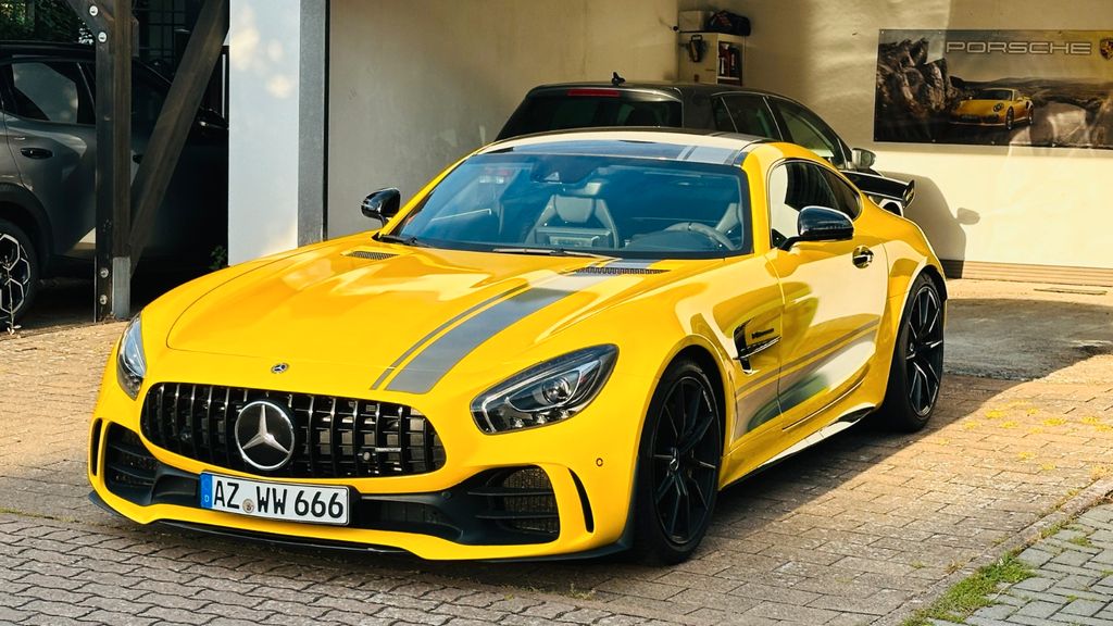 Image of Mercedes-Benz AMG GT R