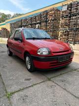 Renault Clio 1.2 | 1. Hand | Service Neu |... - gebrauchte Renault Clio aus dem Jahr 2001
