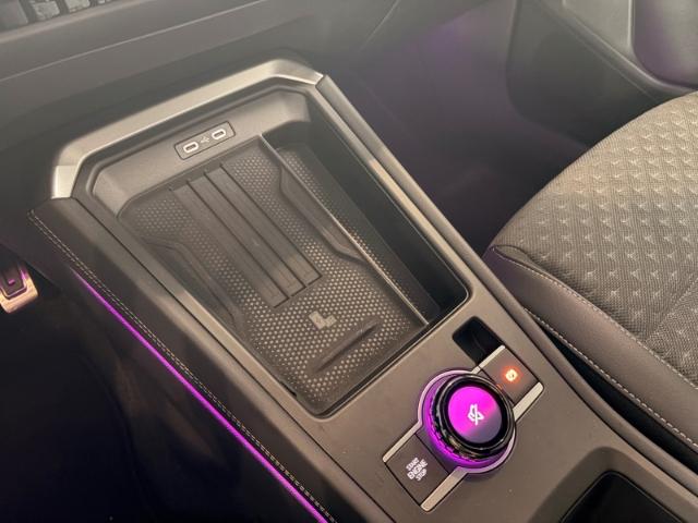 Volkswagen T-Roc 1.5 eTSI R-Line Navi AHK Kamera ACC SitzHZ