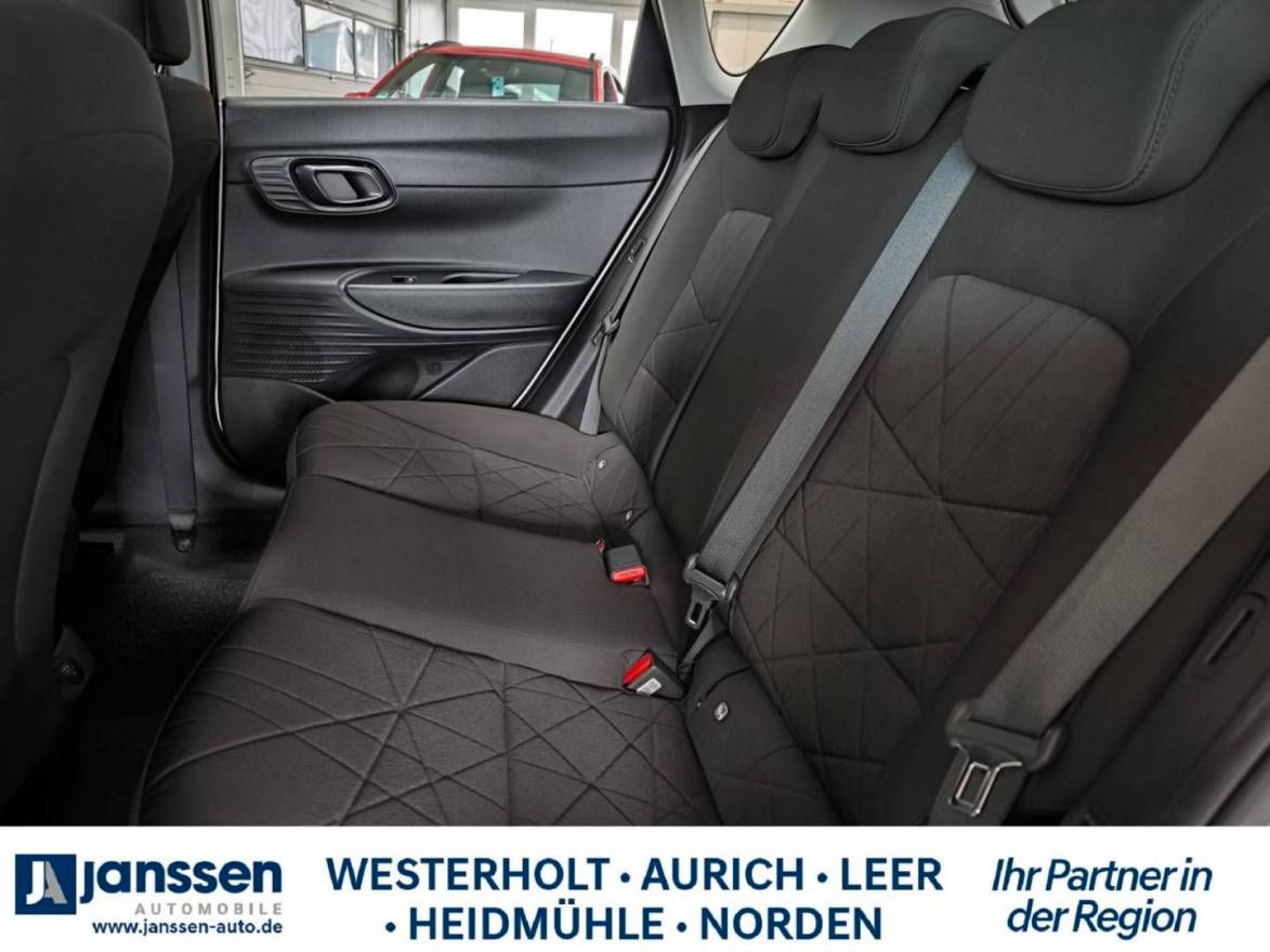 Fahrzeugabbildung Hyundai BAYON Trend,PDC hinten,Klima,Start-Stopp,Rückfa