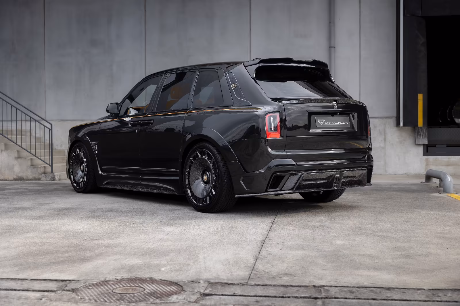 Rolls-Royce Cullinan SERIES II ONYX ASTRALIS EDITION
