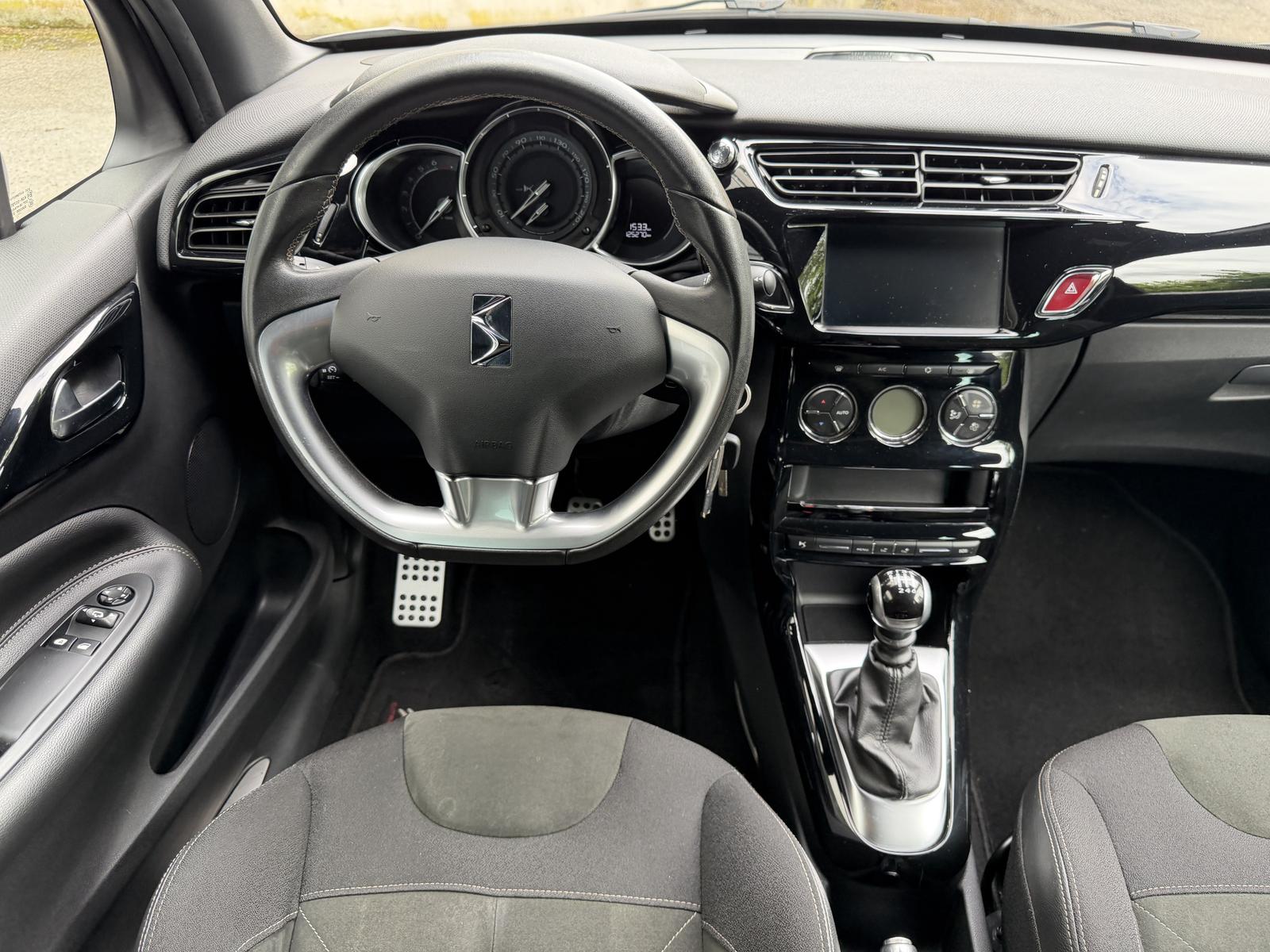 DS Automobiles 3 Sport Chic THP 165 LED Navi Rü-Kamera Tempomat