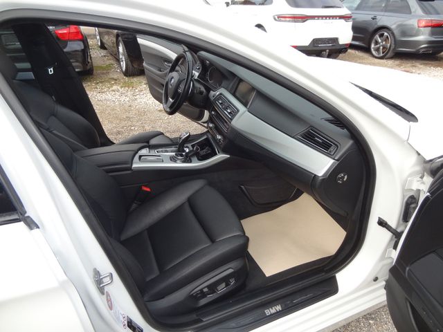 Fahrzeugabbildung BMW 535d xDrive/M-Sportpaket/HUD/GSD/Leder/Kamera/