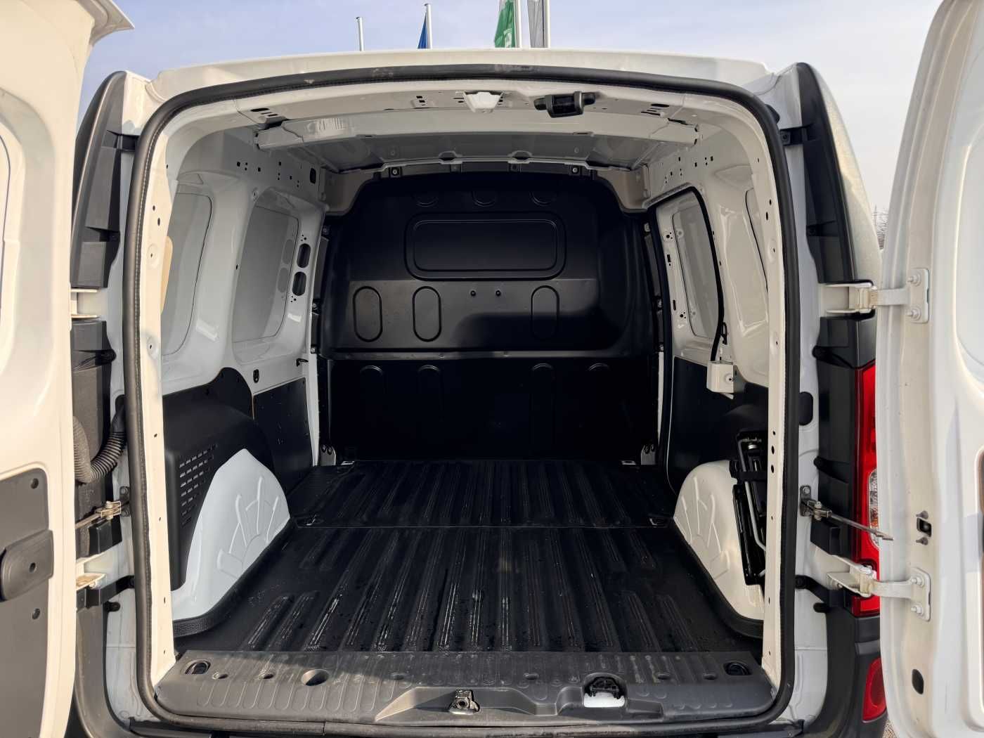 Fahrzeugabbildung Mercedes-Benz Citan 108 CDI Hecktüren