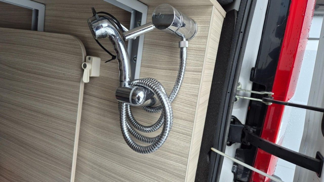 Fahrzeugabbildung Adria Twin 540 - viele Extras - 18 Zoll A/T Bereifung