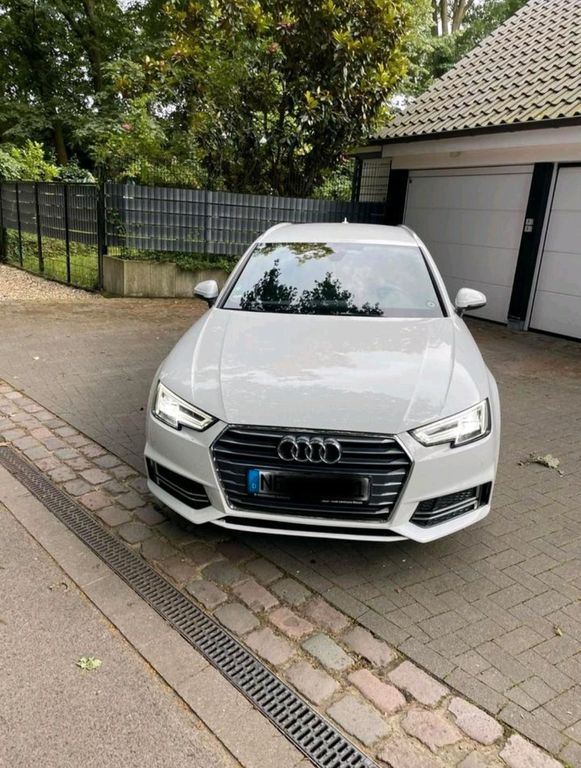 Image of Audi A4