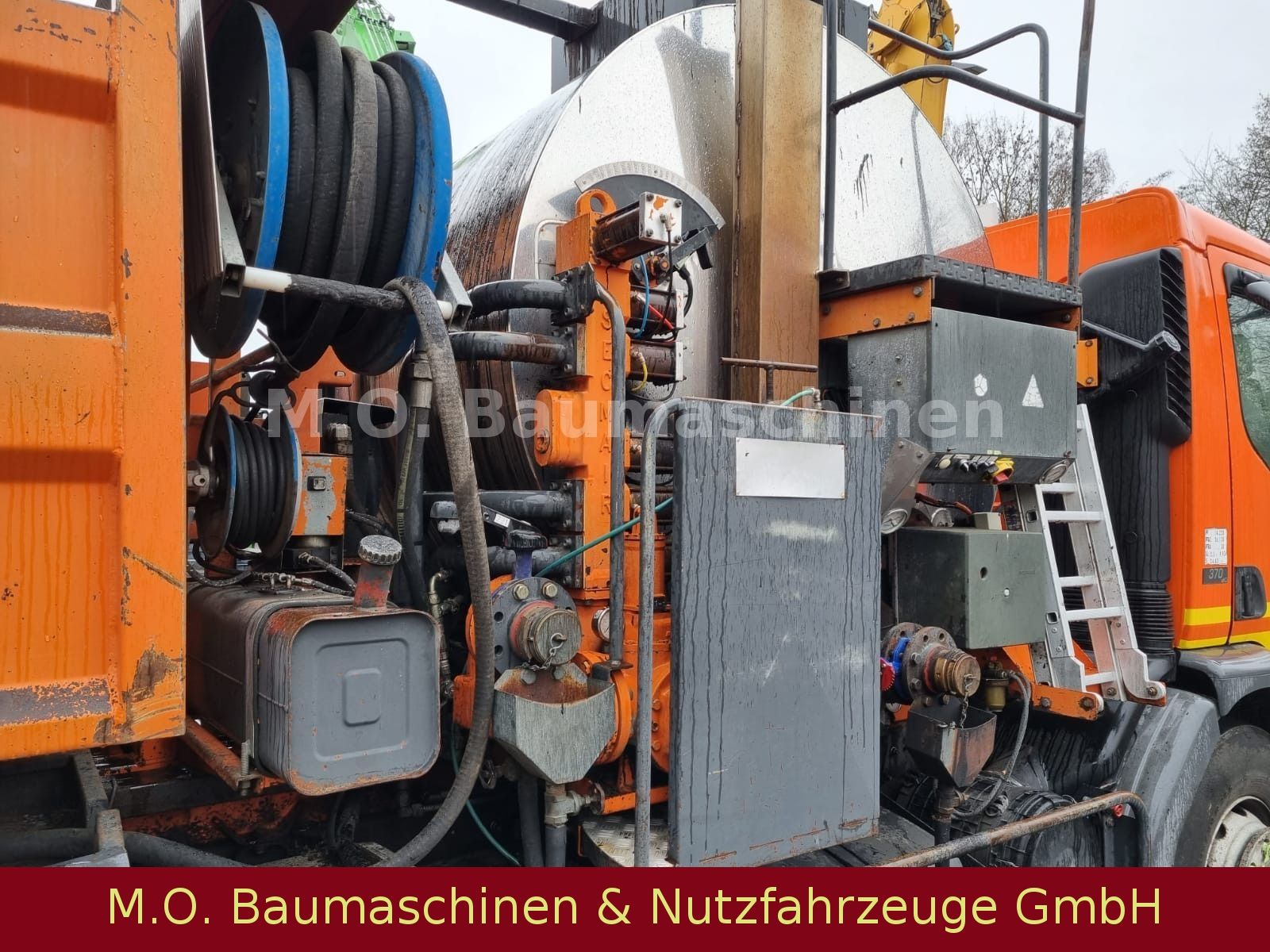 Fahrzeugabbildung Renault Premium 370 dci / Asphalt-Bitumen-Sprayer / 6x2