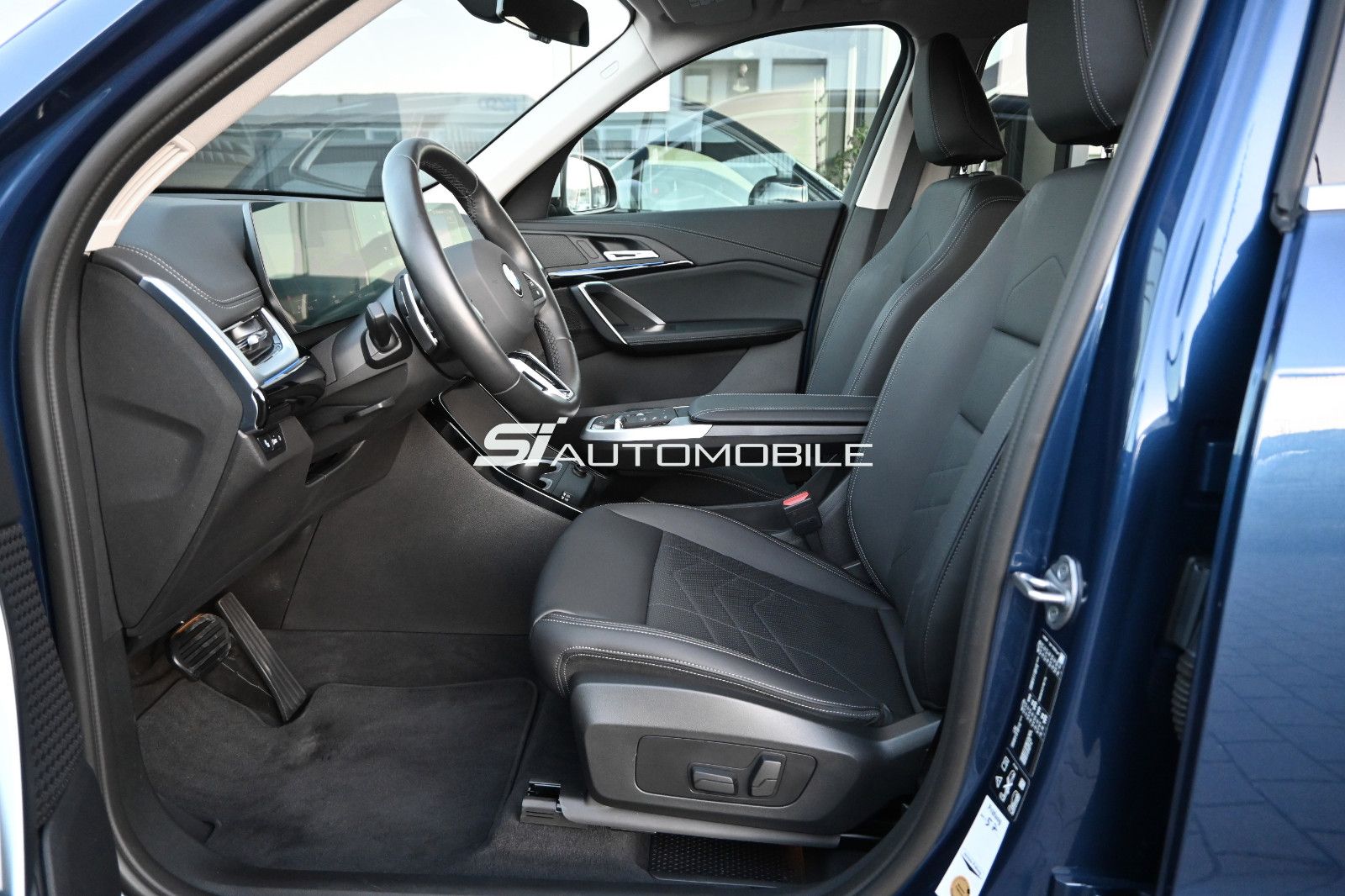 Fahrzeugabbildung BMW X1 xDrive23d xLine °ACC°AHK°KEYLESS°MEMORY°18"°