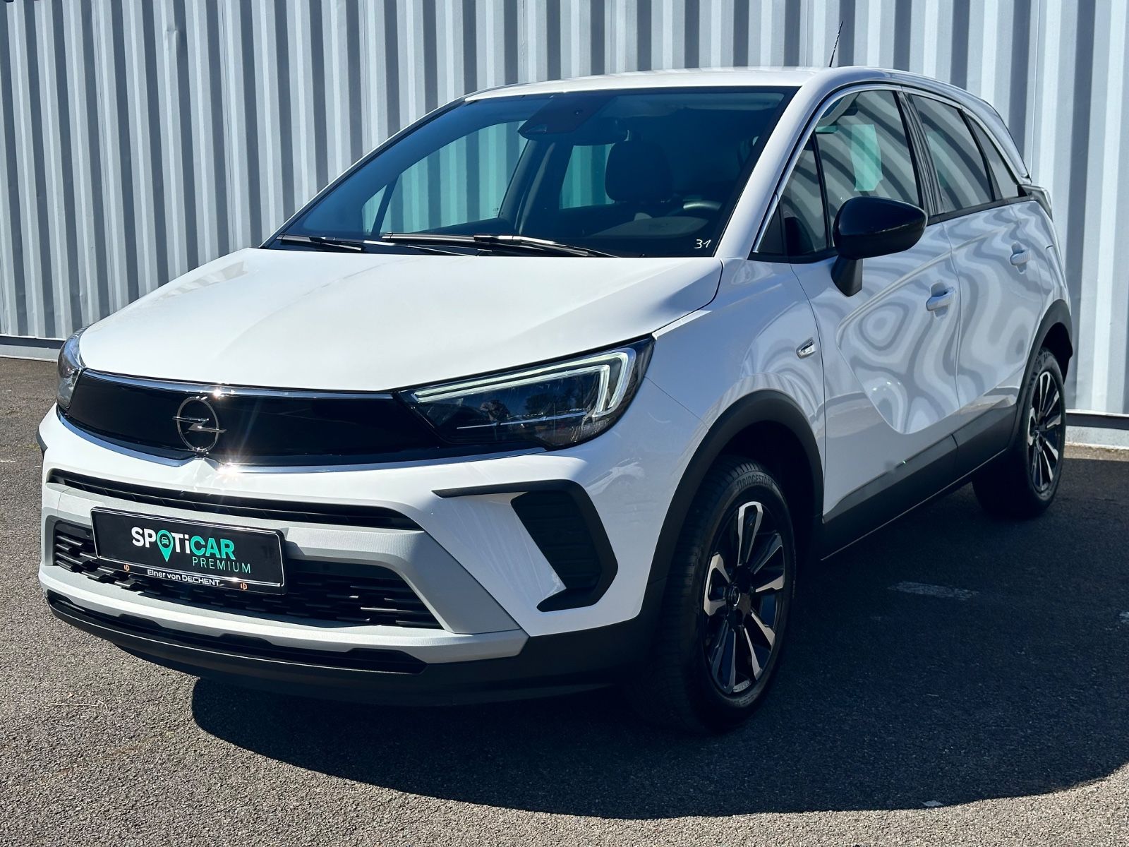 Fahrzeugabbildung Opel Crossland Elegance Navi*Sitzh.*Allw.*Kamera