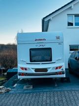 Dethleffs C-Joy 480 QLK sucht neue Familie - Dethleffs Heckgarage Wohnwagen