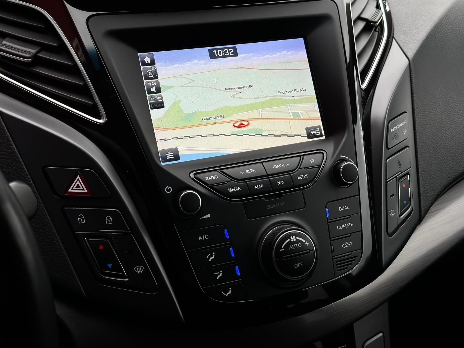 HYUNDAI i40 1.6CRDi SPACE* SHZ#LH#TEMPO#NAVI#PDC#CAM#DAB - Image 12