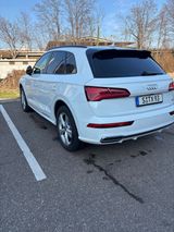 Audi Q5 2.0 TFSI S tronic quattro sport sport - Audi Q5 in Stuttgart