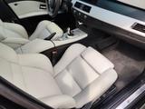 BMW M5 E60 5.0 V10 SMG  - BMW M5: E60
