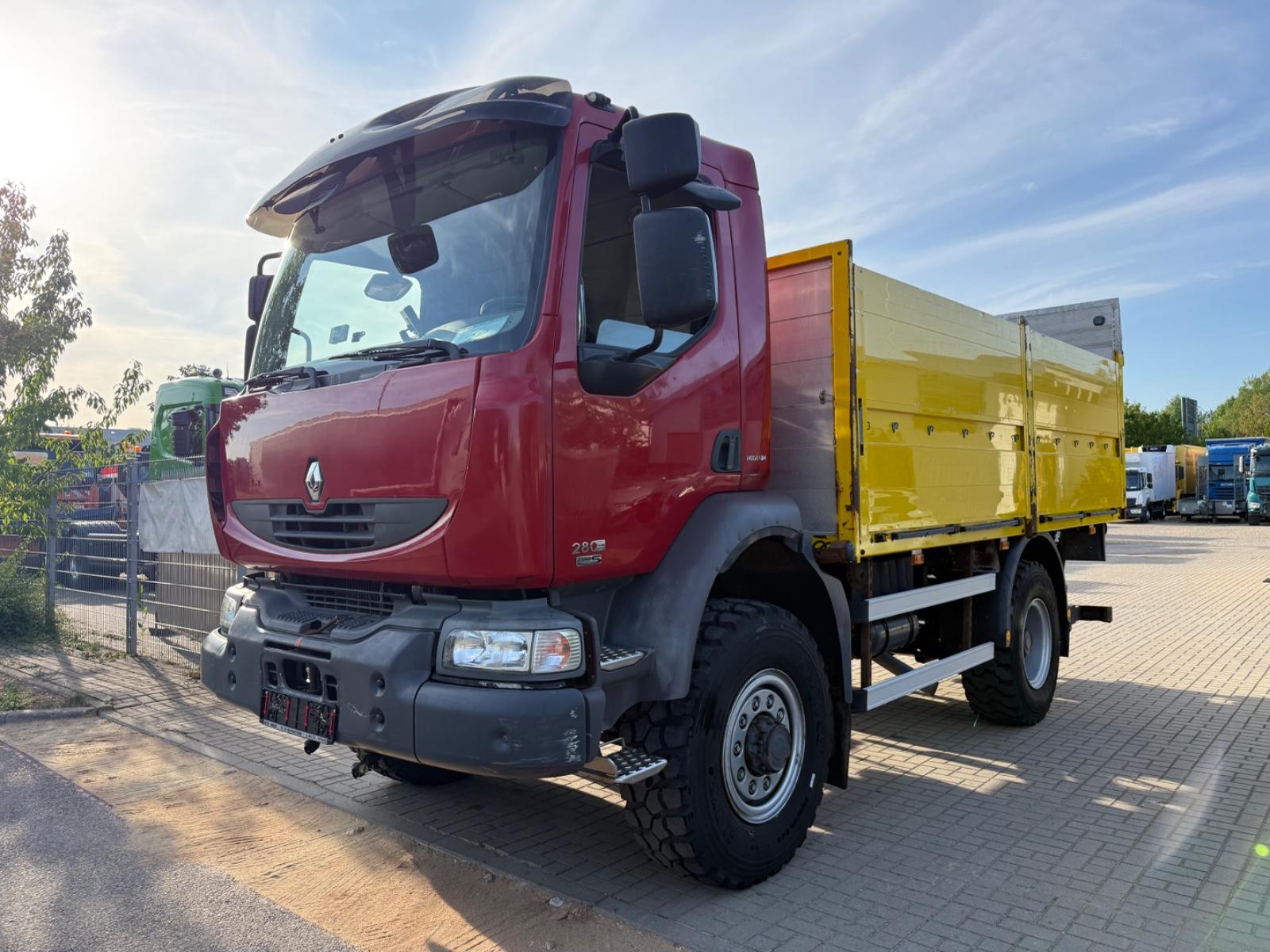 Renault Midlum 280 DXI 4x4 Pritsche+LBW/BLATTFEDERUNG