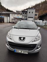 Peugeot 207 SW Premium 120 VTi Premium - Peugeot 207 aus 2010: SW