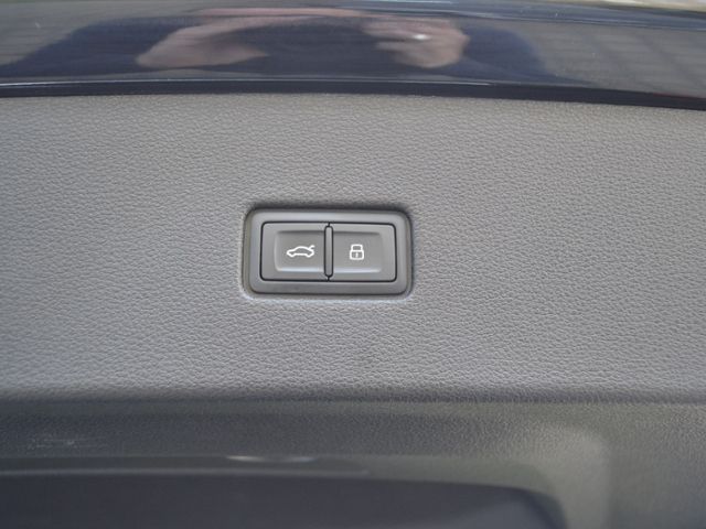 Q8 50 TDI S-line OPTIK-SCHWARZ/23-ZOLL/RAUTE-LED