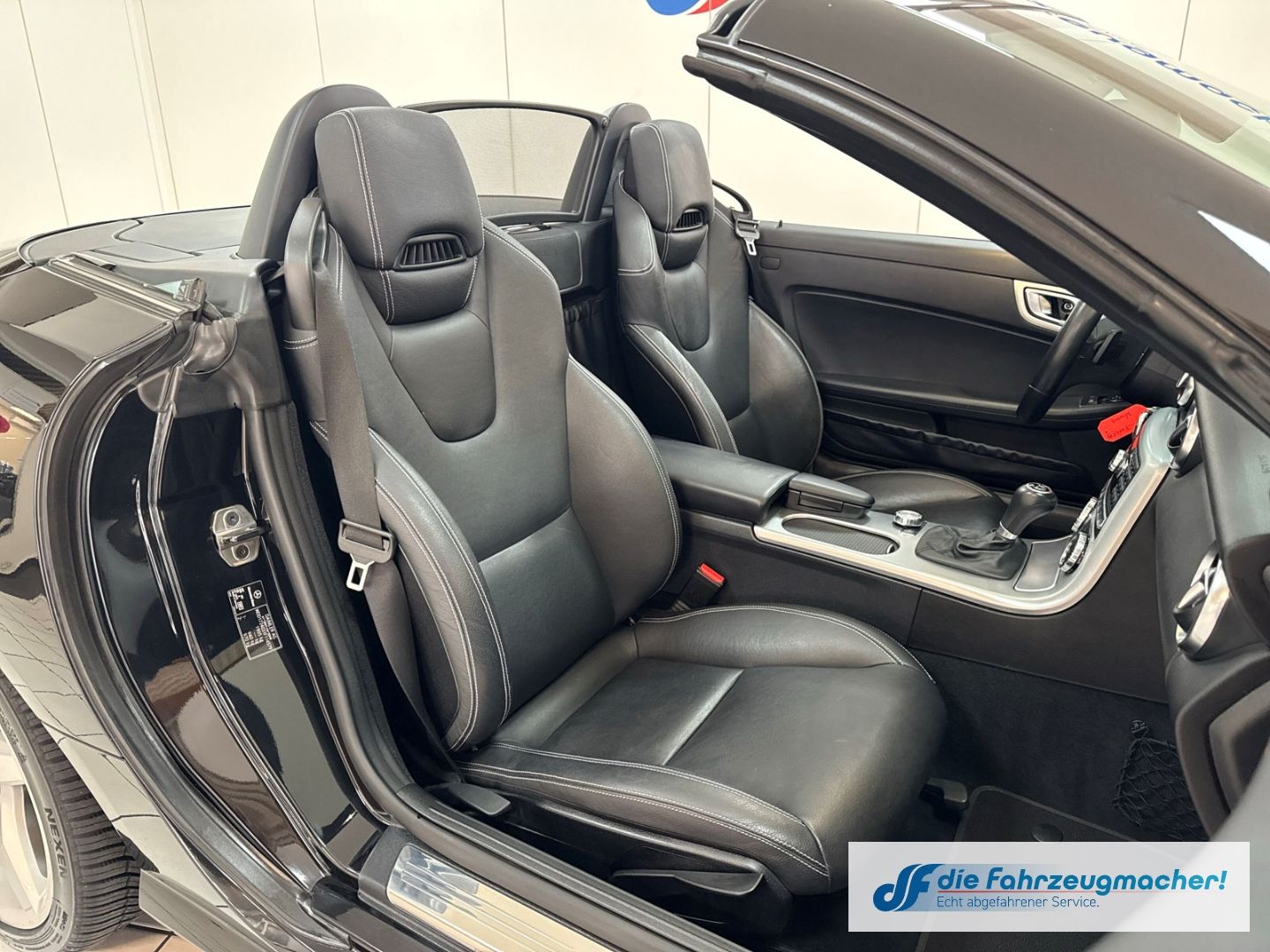 Fahrzeugabbildung Mercedes-Benz SLK 250 Roadster CDI BlueEFFICIENCY Sportpaket