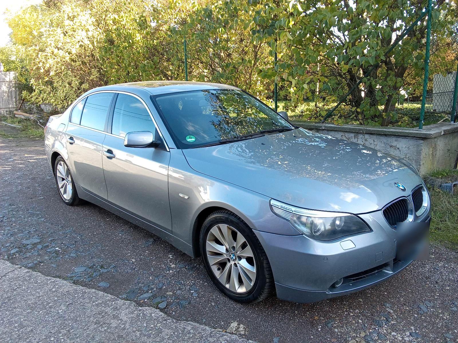 BMW 525