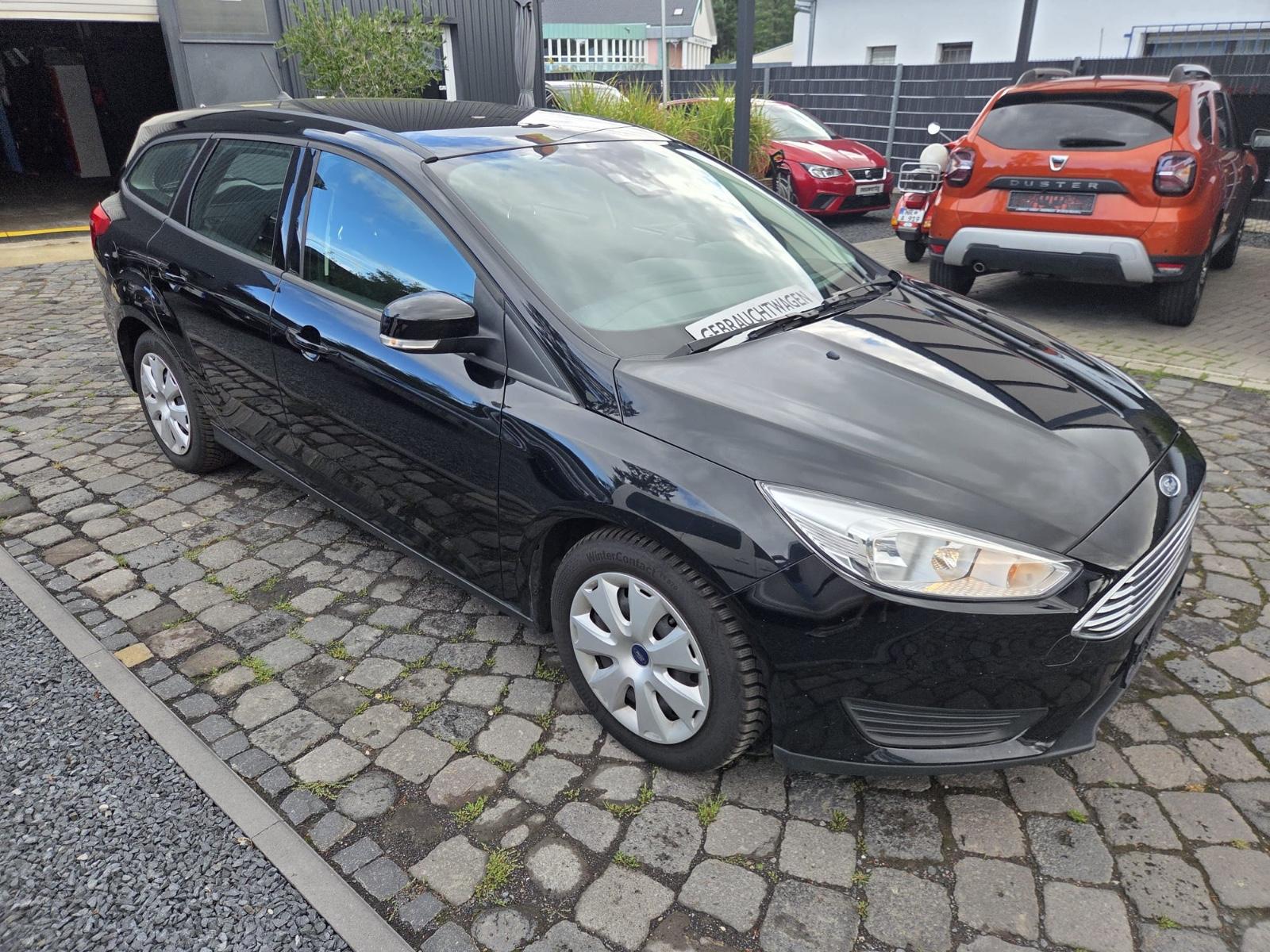 Ford Focus Turnier Trend 1 Hand sauber, läuft super