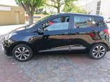 Hyundai i 10,yes nur 33935km gelaufen - Hyundai i10 Gebrauchtwagen in Lübeck