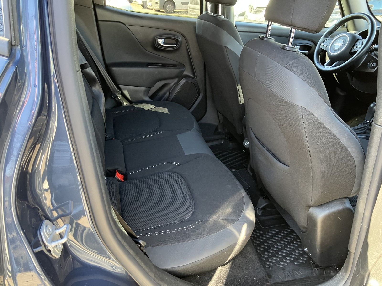 Jeep Renegade - Bild 10