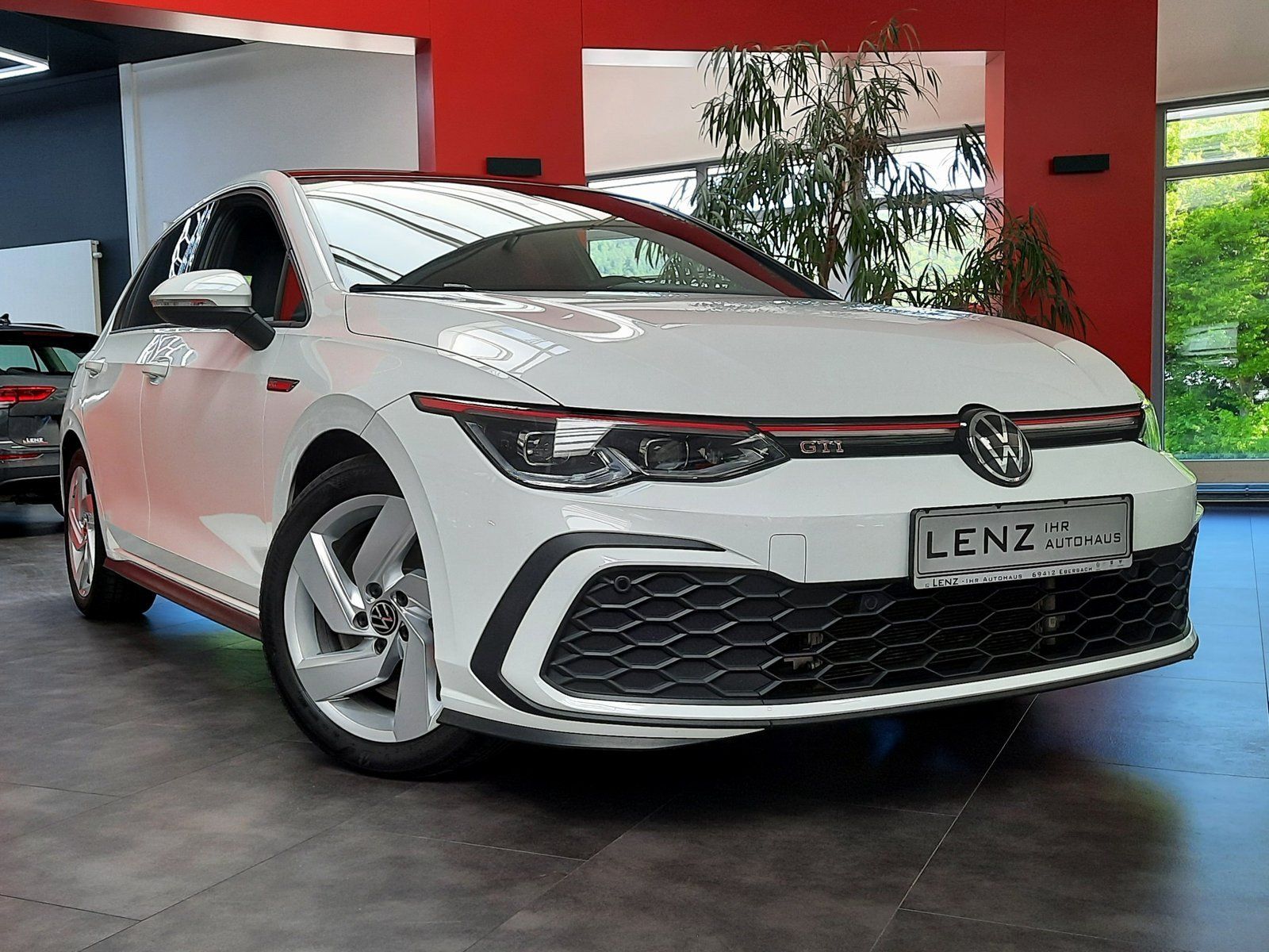 Fahrzeugabbildung Volkswagen Golf GTI *Panodach*Navi*PDC*Sitzhzg*ACC*LED*DAB*