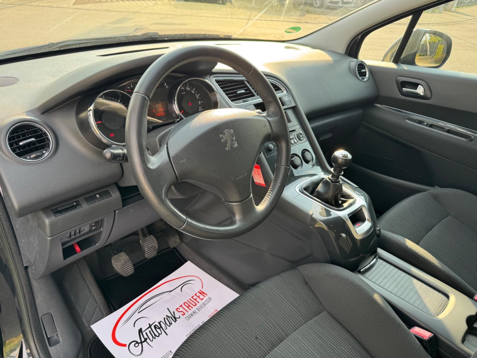 Peugeot 5008 2013 — photo 10