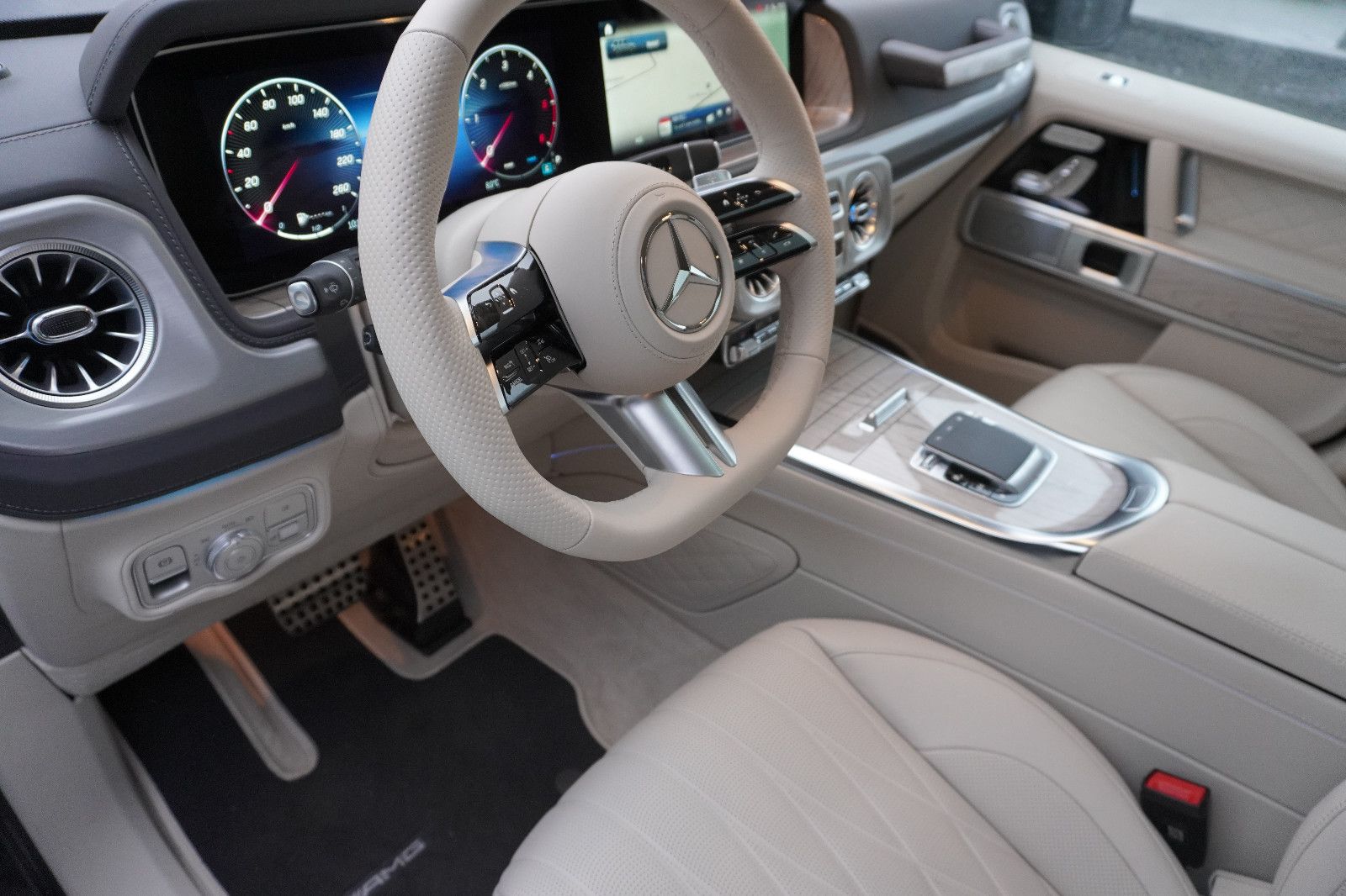 Fahrzeugabbildung Mercedes-Benz G 450 d AMG Line,Superior,